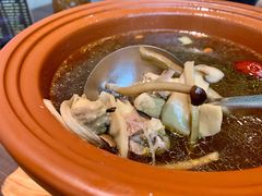 紫砂土鸡汤-有红鸡毛店·川菜(建设路店)