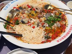 -坛宗剁椒鱼头(河西王府井店)