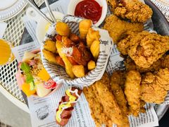 超级炸物拼盘-露露家咖啡店