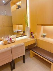 -Oasis Beauty水磨坊科技美肤中心