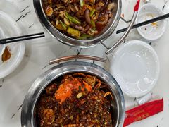 -凤凰路何眼镜香辣蟹(花果园店)