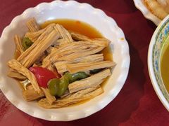 -金杨拉面王小吃面馆·牛三宝面·红烧牛肉粉