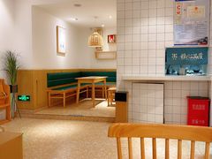 大堂-米国现煲煲仔饭(塔子湖店)