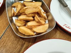 -Tube station站点比萨(王府井百货店)