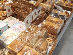 -玥儿弯弯手作烘焙(中海国际社区御城店)