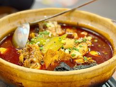 臭豆腐牛蛙煲-谢记上海大排档(长寿路店)