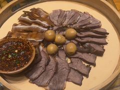 -亮欢寨酸汤鱼(沙冲路店)