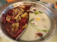 -麻田会 ·鲜活现烹·牛蛙火锅(珠江新城维家思广场店)