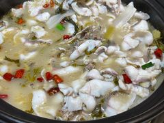 中辣酸菜鱼-周渝食惦酸菜鱼(青浦店)