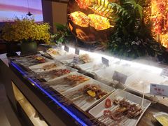 -享遇.锅姥姥牛排海鲜自助(小寨店)