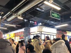 等位区-一代烤翅王(大汉口店)