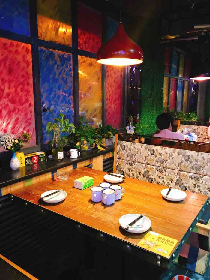 辣妹子主题餐厅,味道不错.服务态度超好,有不少招牌菜