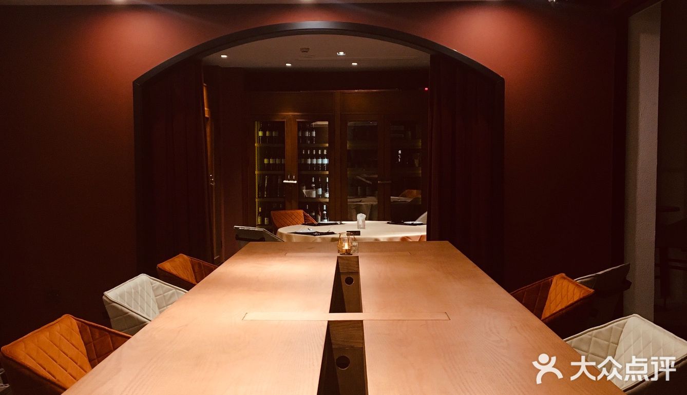 华尔道夫酒店后花园｜外滩精致美味