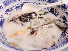 极品鱼头皇-山外山菜馆(玉泉路店)