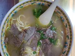 -金杨拉面王小吃面馆·牛三宝面·红烧牛肉粉