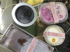 巧克力毛巾卷-壹心榴莲千层蛋糕甜品店