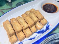 油炸臭豆腐-得意楼蒸菜馆
