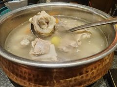 宁夏盐池滩羊手抓肉-丝路金桃·新疆菜(徐汇店)