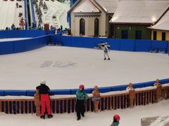 -长沙湘江冰雪世界