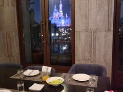-WOLFGANG PUCK KITCHEN & BAR(迪士尼小镇店)