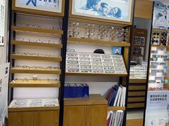 -沪睛眼镜蔡司官方授权店(金桥佳林路店)