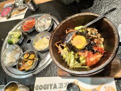 -GOGIYA·咕叽吖韩国传统烤肉店(东方新天地店)