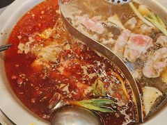 -沸炉重庆老火锅(军事博物馆店)