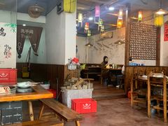 -三里屯土灶炖公鸡地锅鸡(江东店)