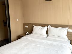 -幸栖洞穴设计酒店(成都春熙路店)