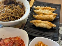 -贵宾庄炸酱面·韩式料理(高区店)