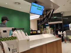 -奈雪的茶(优特汇店)