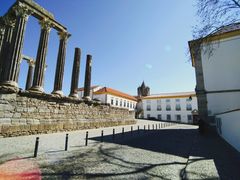 -埃武拉罗马神庙