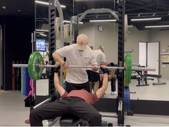 -超级猩猩健身·私教(上海体育场店)