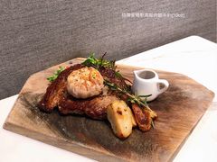 招牌美國肉眼牛扒配黑松露薯蓉-Lex Coffee