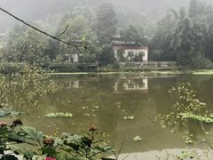 -楠柏弯休闲山庄(梨花溪店)