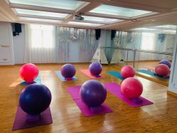 -爱妈月子会所(汕樟总店)