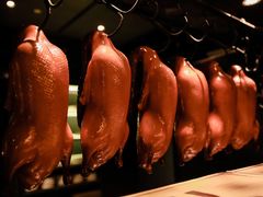 -The ROOF (通盈中心店)