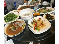 -鑫悦楼煎蟹·16年海鲜大排档