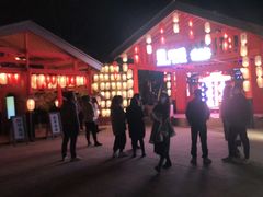 -七彩云南欢乐世界