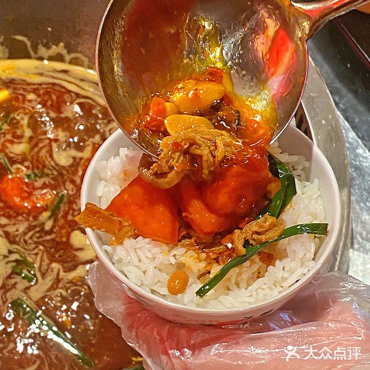 现炒锅底 拿来浇米饭简直香绝了 朋友连吃几碗