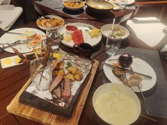 -宴悦海鲜餐厅·游水海鲜·牛排(亚龙湾瑞吉店)