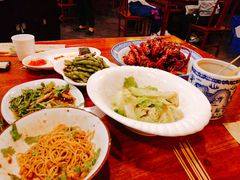 -郑东靓靓虾馆·金牌油焖大虾(天泽街店)