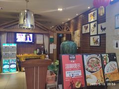 等位区-润泽园椰子鸡(汇一城店)