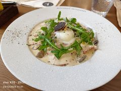 -Mark&Mars Restaurant