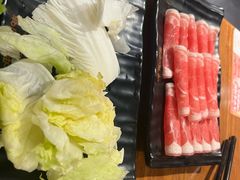 -呷哺呷哺(普陀乐购真北店)