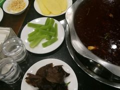 -冯记香辣兔火锅(茶店子总店)