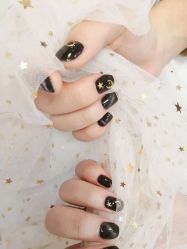 -蜜丝卡伦美甲美睫半永久
