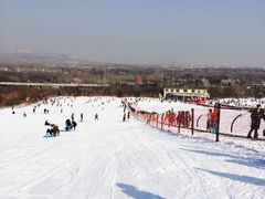 -青州驼山滑雪场