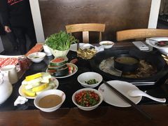 -重庆德庄火锅(体育中心店)