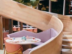 -水桶王国主题餐厅·聚会·生日派对·亲子活动·家庭套餐(亚龙湾希尔顿店)